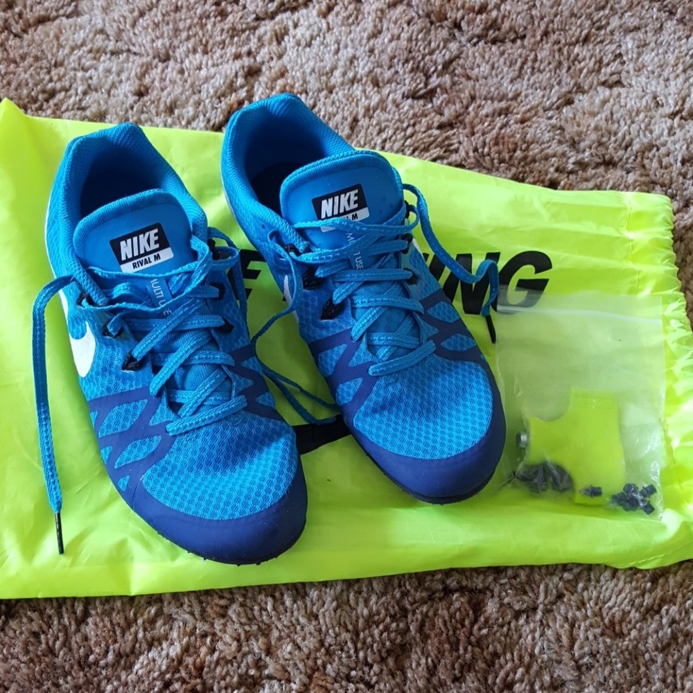 Track cleats
